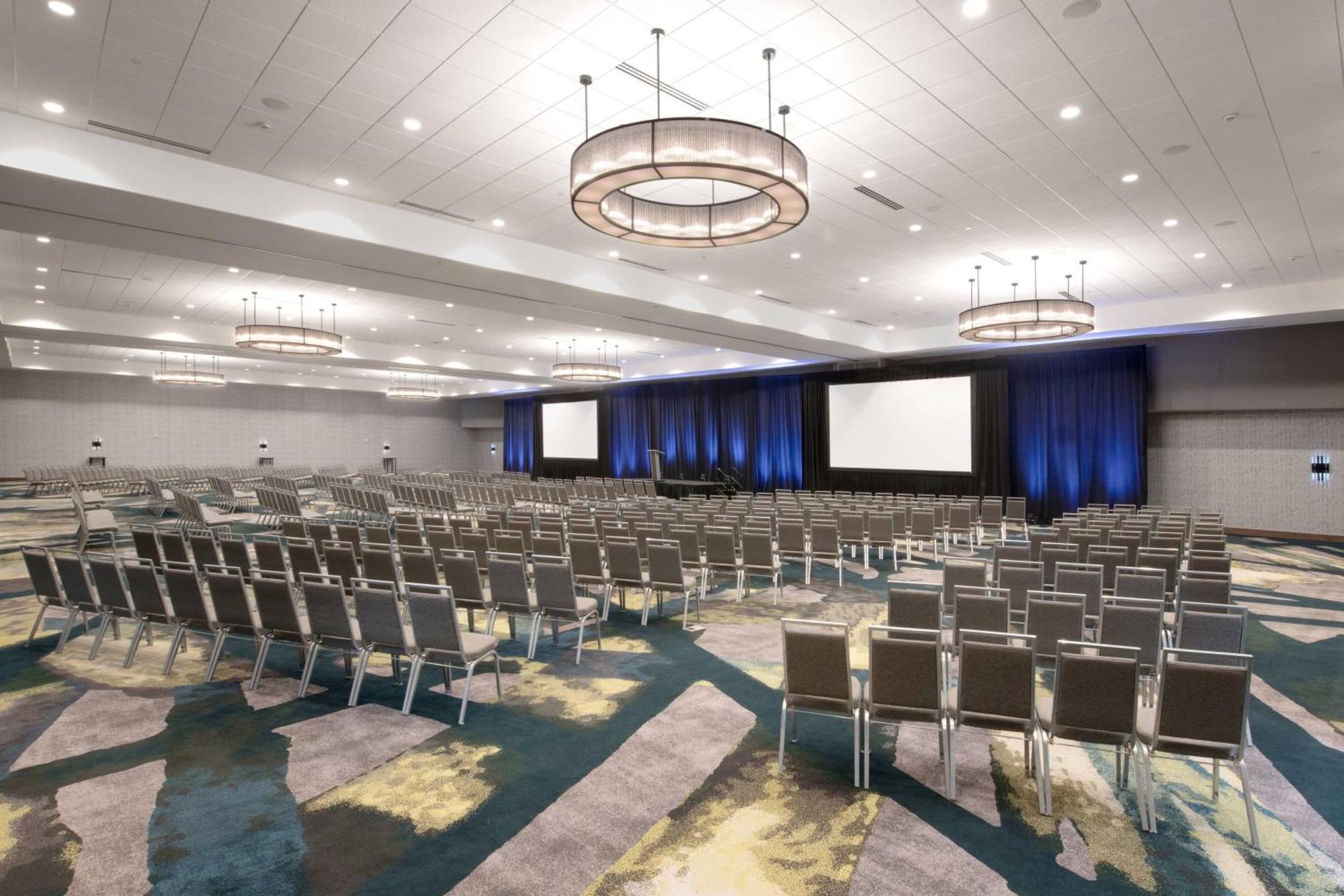 Marriott Dallas & Convention Center Hotel