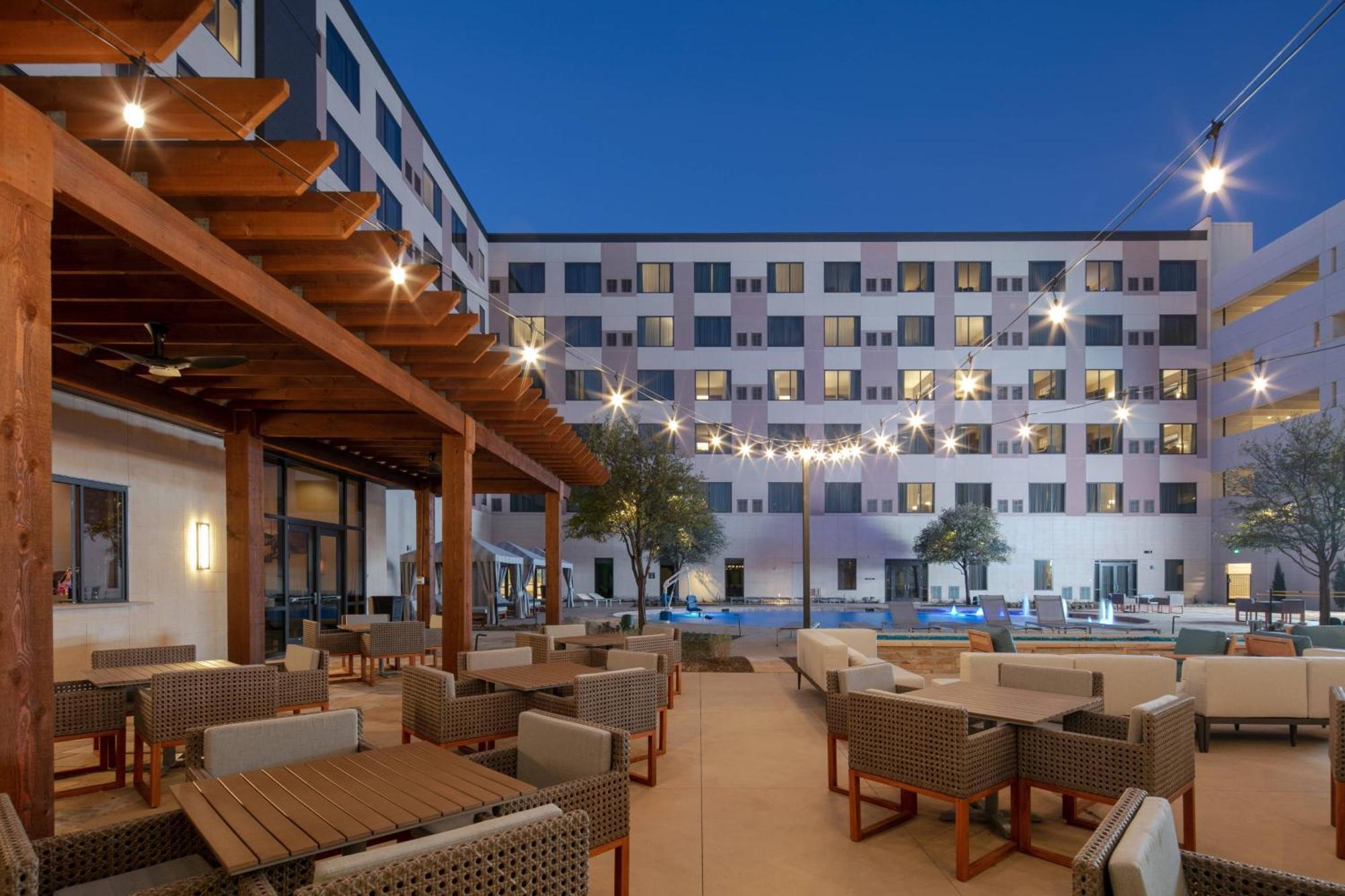 Marriott Dallas & Convention Center Hotel 4*